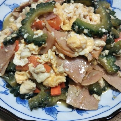 豚肉の代わりにハム代用。他は家にあるあまり食材で作れました。豆腐と卵でふんわりがいいですね～(^^)